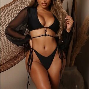 Fashion Nova Rhinestone Swim TOP (only) 💅🏻